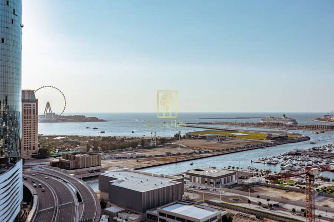 Bright Living Room | Full Palm and Sea View Dubai Marina - photo 3