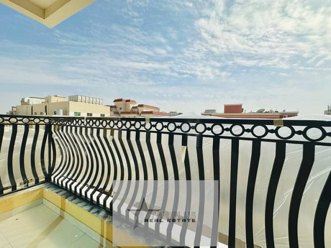 PRIME LOCATION ULTRA SPACIOUS 2BHK WITH  BIG LIVING ROOM,2 BALCONIES AND PARKING. Al Warqaa - photo 3