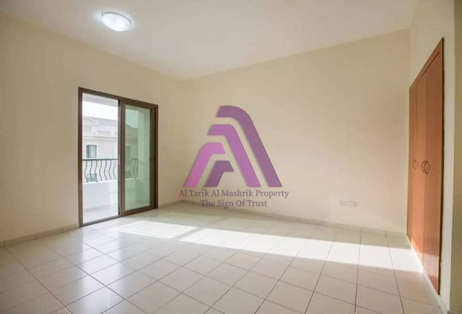 Semi Furnished Apartment Available near to Super Market Интернешнл Сити - изображение 1