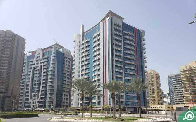 High Floor | Vacant | Furnished Dubai Sports City - photo 2