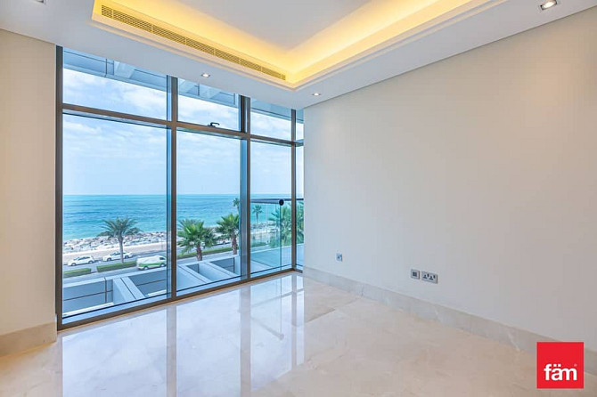 Beachfront | Luxury 2BR | Full Sea View Палм Джумейра - изображение 5