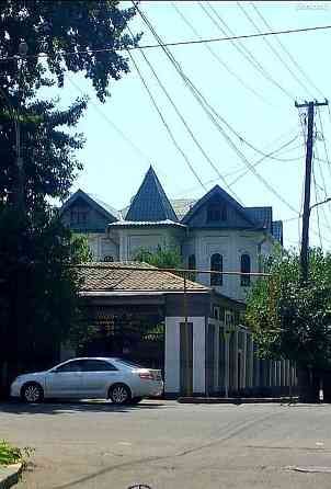 2-этажный, 7 комнатный дом, 7 м², Cомони Dushanbe