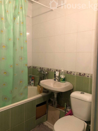 1-комн. кв., 38 м2, 7 этаж, Бишкек, Восток-5 м-н, Мамбетова 1/3 Bishkek - photo 3