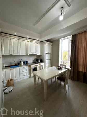 1-комн. кв., 54 м2, 2 этаж, Бишкек, Сквер Тоголок Молдо Bishkek
