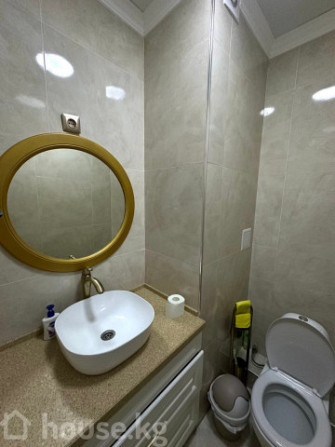 1-комн. кв., 54 м2, 2 этаж, Бишкек, Сквер Тоголок Молдо Bishkek - photo 8