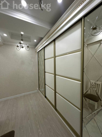 1-комн. кв., 54 м2, 2 этаж, Бишкек, Сквер Тоголок Молдо Bishkek - photo 2