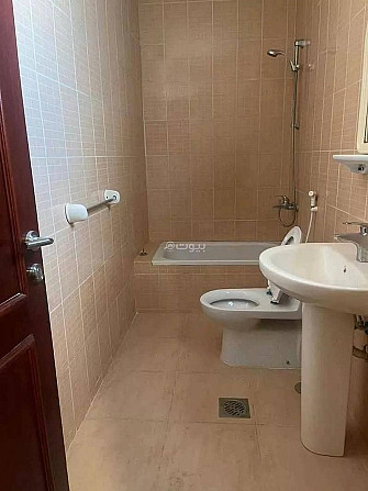 3-Room Apartment For Rent on Al Khobar-Salwa Al Sahli Street, Al Khobar Аль-Хубар - изображение 5