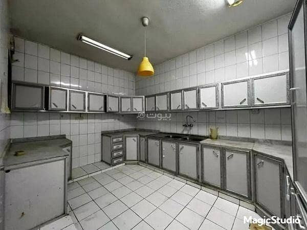 4-Room Apartment For Rent, Al Khobar, Al Bandariyah Аль-Хубар - изображение 1