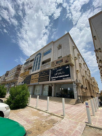 5 Bedroom Villa For Rent - Ibn Al Hakeem Al Randi Street, Jeddah Jeddah - photo 2