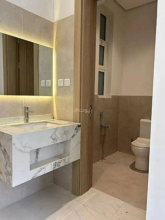 10 Room Villa For Rent on Omar Alsalmi Street, Riyadh Эр-Рияд - изображение 1