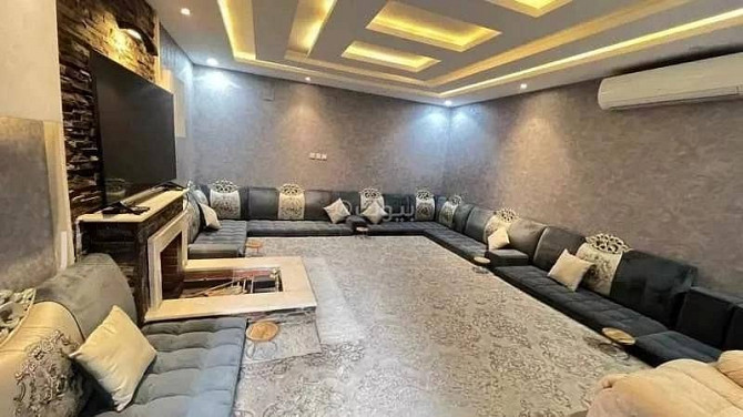 9 Rooms Villa For Rent in Dhahrat Laban, Riyadh Riyadh - photo 1
