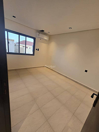 11 Rooms Villa For Rent - Street 518, Riyadh Riyadh - photo 4