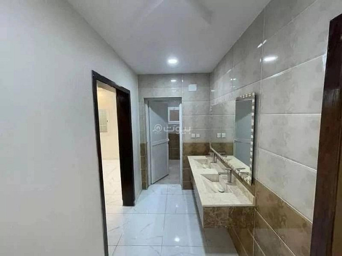 5-Room Apartment For Sale in Al Rahab 1, Jazan City Jazan - photo 6
