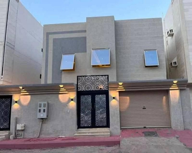 5 Room Apartment For Sale in Al Shatea, Jazan Джазан - изображение 1