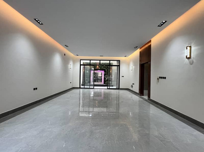 Internal staircase villa with an apartment for sale in Al-Rimal district, east of Riyadh Эр-Рияд - изображение 3