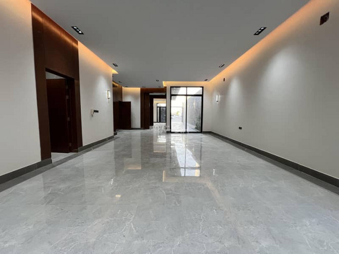 Internal staircase villa with an apartment for sale in Al-Rimal district, east of Riyadh Эр-Рияд - изображение 8