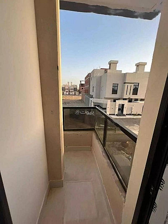 5 Bedroom Villa For Sale on Al Andalus Street, Jeddah Джидда - изображение 4