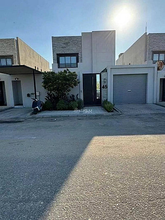 9-Room Villa For Sale on Street 15, Riyadh Эр-Рияд - изображение 5