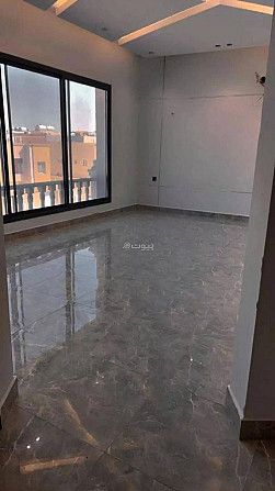 3 Bedroom Apartment For Sale on Al-Tahlia Street, Jeddah Джидда - изображение 1