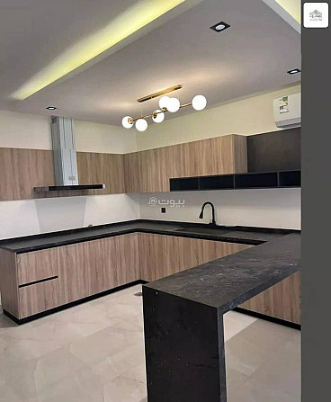 5 Rooms Villa For Sale, 15 Street, Al Khobar Аль-Хубар - изображение 1