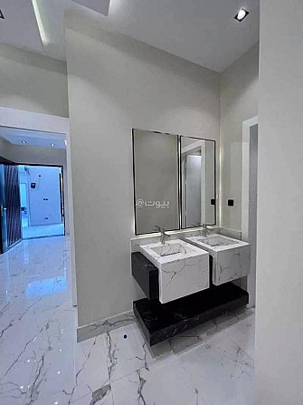4 Rooms Villa For Sale on Street 15, Riyadh Эр-Рияд - изображение 5