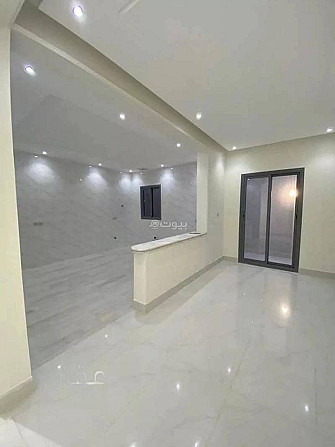 7-Room Villa For Sale on Abdul Wahid Bin Abdullah Al Nus Street, Buraidah Бурайда - изображение 3