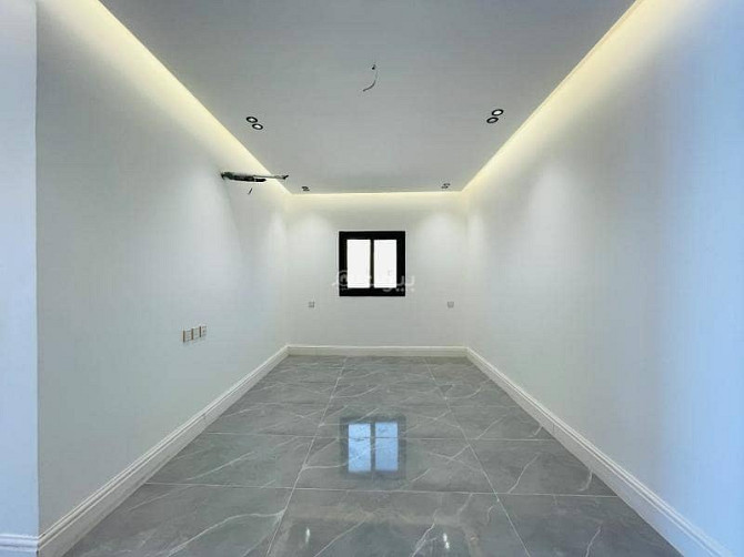 3 Room Apartment For Rent, Al Yaqut District, Jeddah Джидда - изображение 1