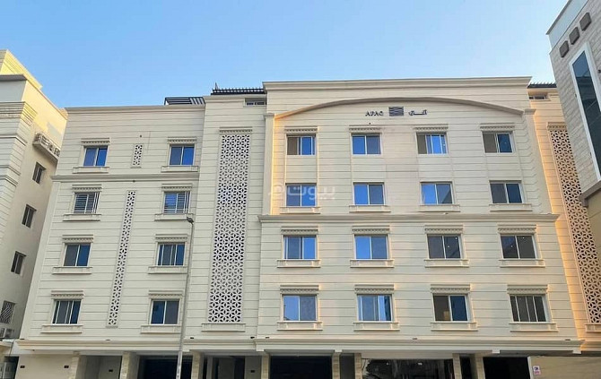 8-Room Villa For Sale on 15 Street, Riyadh Эр-Рияд - изображение 2