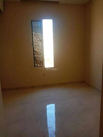 5 Rooms Villa For Sale on Street 483, Al-Munsiyah, Riyadh Эр-Рияд - изображение 2