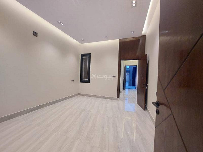 5 Rooms Villa For Sale on Saleh Bin Imran Street, Riyadh Эр-Рияд - изображение 3