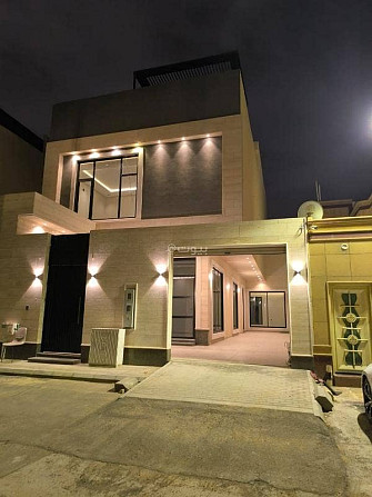 7 Rooms Villa For Sale on 15 Street, Riyadh Riyadh - photo 2