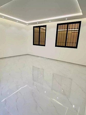 10 Room Villa For Sale on 2342 Street, Riyadh Эр-Рияд - изображение 3