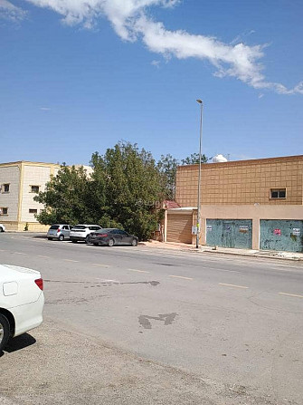 14 Rooms Villa For Sale on South 20m - East 15m Street, Riyadh Riyadh - изображение 3