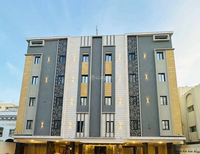 10 Rooms Villa For Sale on Street 20, Riyadh Эр-Рияд - изображение 1