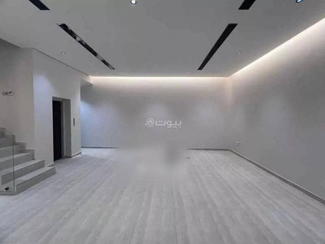 3 Rooms Villa For Sale on Al Qalaa Street, Riyadh Riyadh - изображение 4