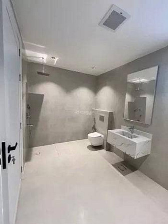 6 Rooms Villa For Sale in Yahya Al Barimki Street, Riyadh Эр-Рияд - изображение 6