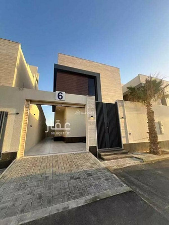 6 Rooms Villa For Sale in Yahya Al Barimki Street, Riyadh Эр-Рияд - изображение 2