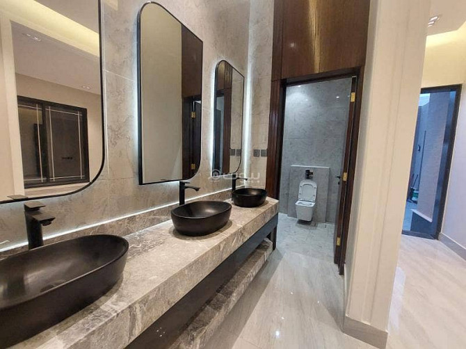 5 Rooms House For Sale in Al Hamra, Al Madinah Region  - изображение 1