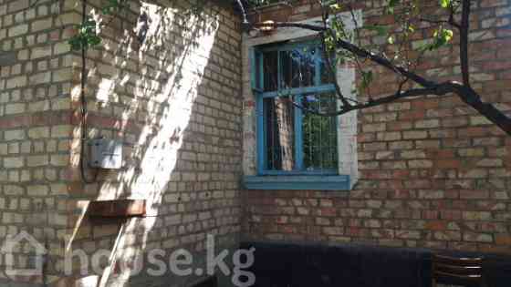 Дом, 2-комн., 66 м2, Бишкек, Джальская больница, Симферопольский переулок 64 Бишкек