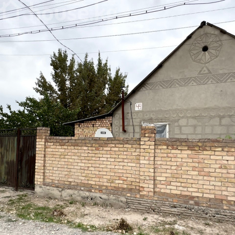 Дом, 3-комн., 80 м2, Бишкек, Ак-Орго ж/м Бишкек - изображение 1