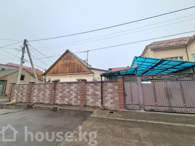 Дом, 3-комн., 43.5 м2, Бишкек, Карла Маркса Bishkek - photo 1