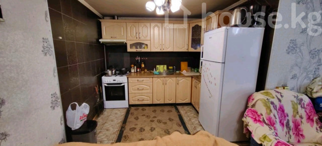 Дом, 3-комн., 100 м2, Бишкек, Кызыл-Аскер ж/м, Жамгерчинова 243 Бишкек - изображение 3