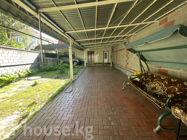 Дом, 3-комн., 250 м2, Бишкек, Орозбекова - Жибек-Жолу, Дзержинского 126/Жибек Жолу Бишкек - изображение 3