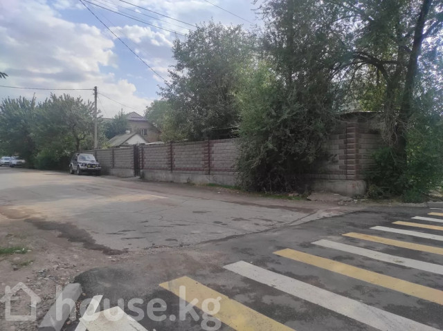 Дом, 3-комн., 50 м2, Бишкек, Рабочий Городок, Кочкорская 30/Красная Бишкек - изображение 1