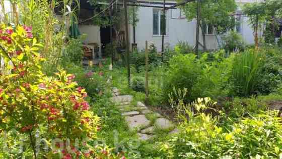 Дом, 4-комн., 52 м2, Бишкек, 8 м-н, Койташский пер. Bishkek