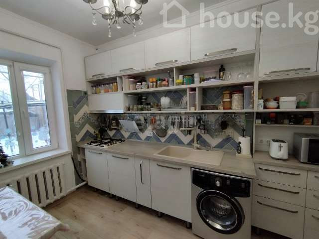 Дом, 4-комн., 52 м2, Бишкек, 8 м-н, Койташский пер. Bishkek - photo 2