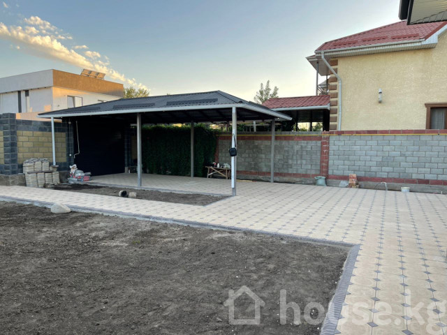 Дом, 4-комн., 160 м2, Бишкек, Кок-Жар ж/м Бишкек - изображение 1