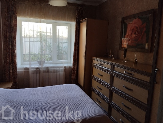 Дом, 4-комн., 80 м2, Бишкек, Аламединский рынок, Буденного/Жибек Жолу Bishkek - photo 5