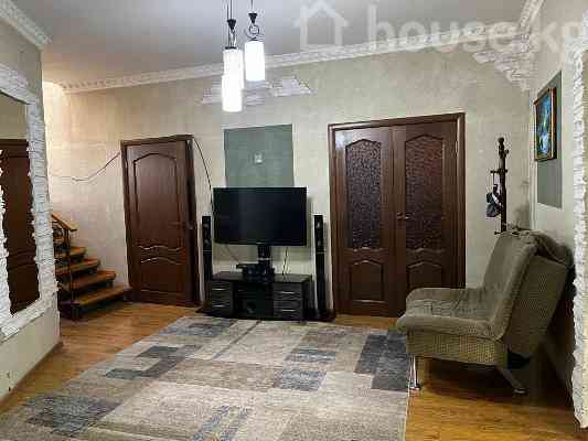 Дом, 4-комн., 200 м2, Бишкек, Арча-Бешик ж/м, Масалиева/Чортекова Bishkek