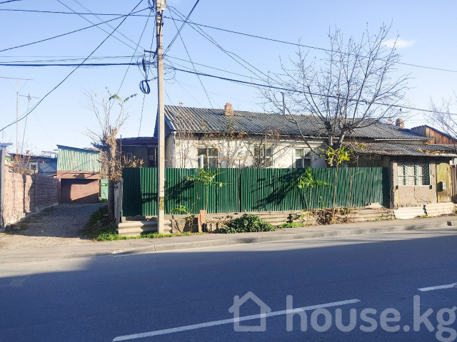 Дом, 4-комн., 102 м2, Бишкек, Физкультурный, Ж.Пудовкина Bishkek - photo 1
